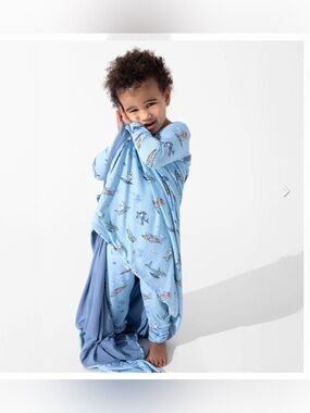Bellabu Bear Shark School Bamboo Blanket